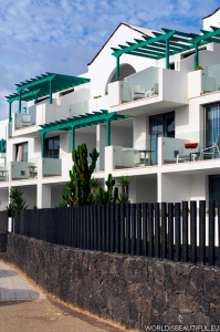 Costa Teguise - hotele i apartamenty