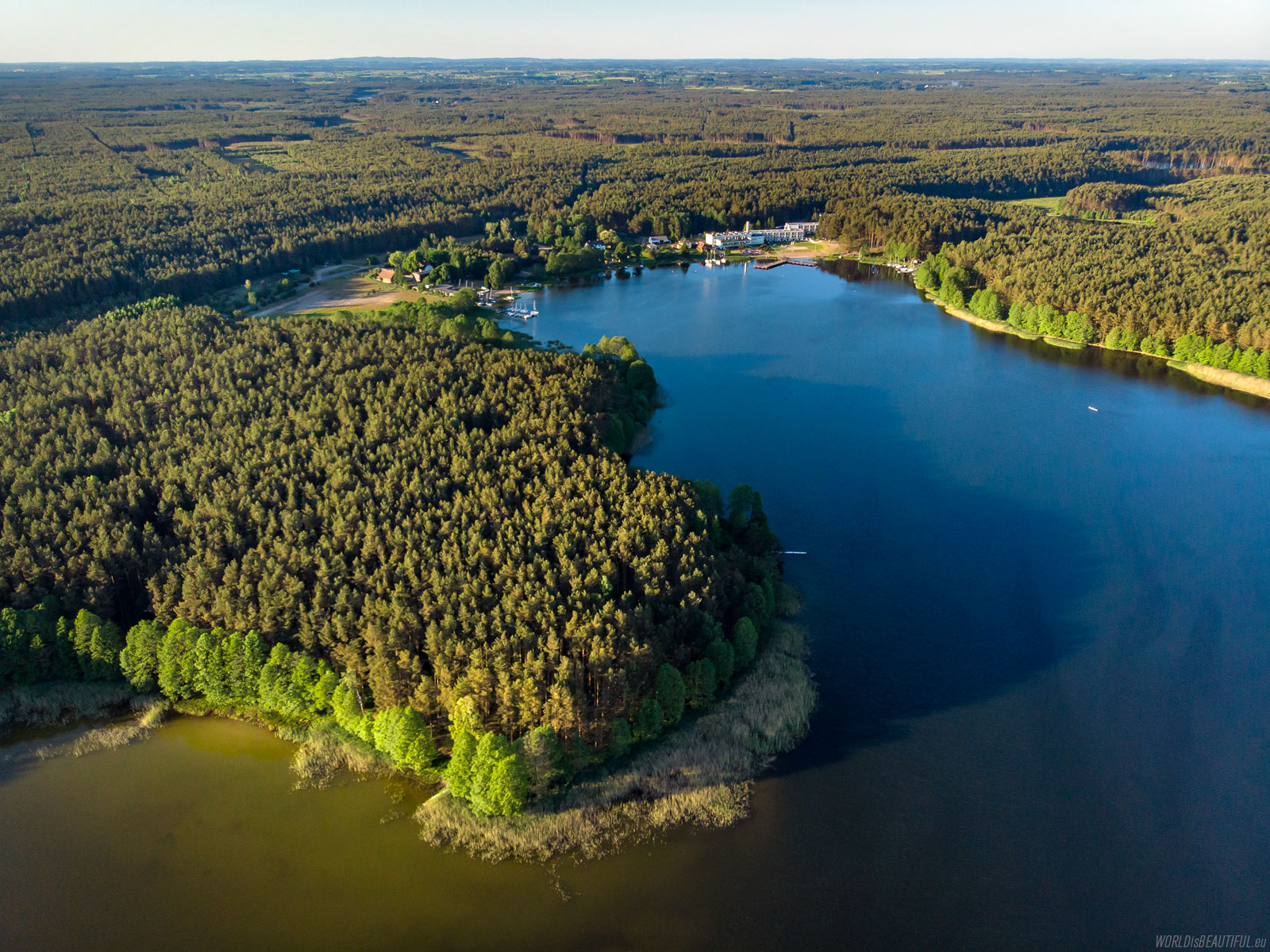 Lake Gołuń