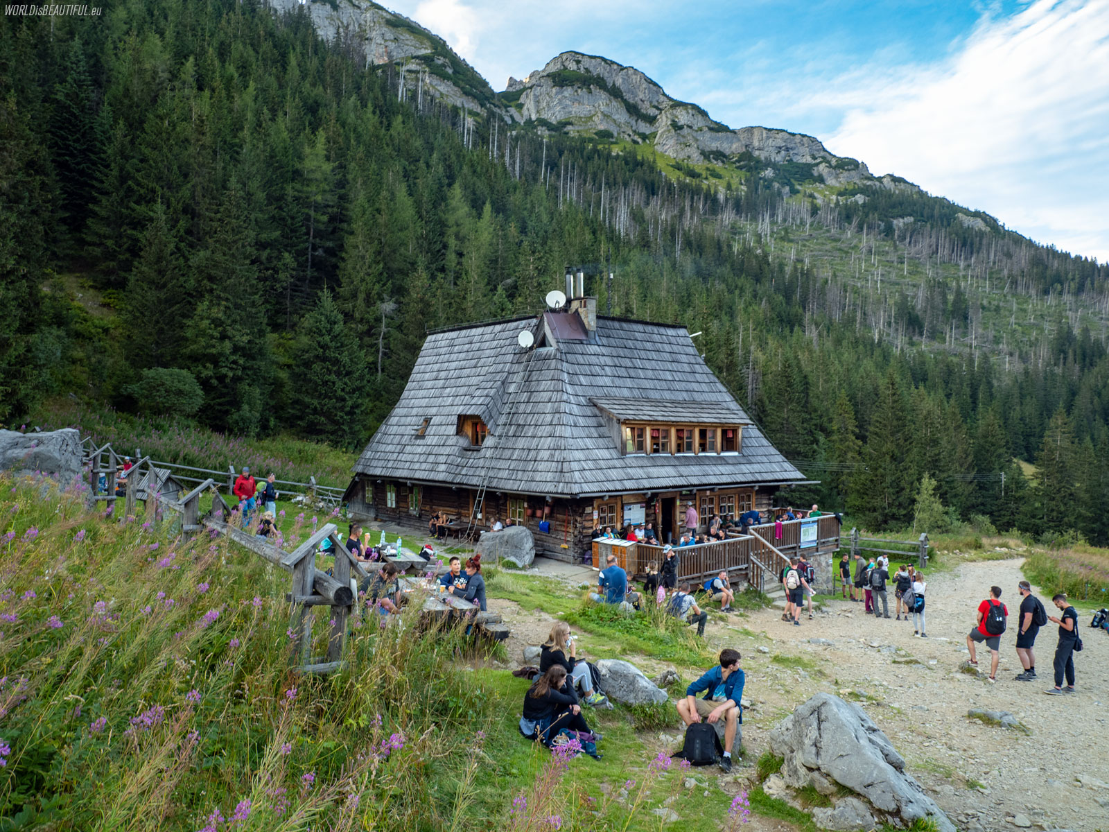 Mountain hut at Hala Kondratowa