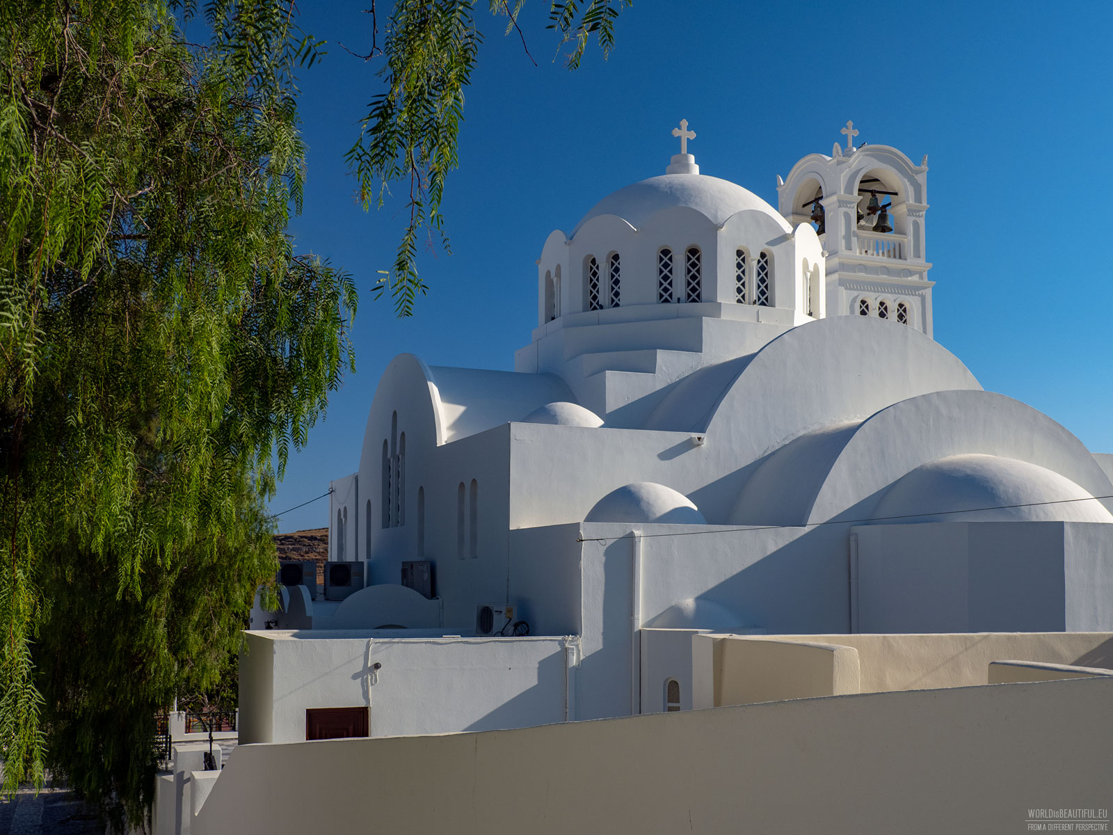 Kościoły na Santorini