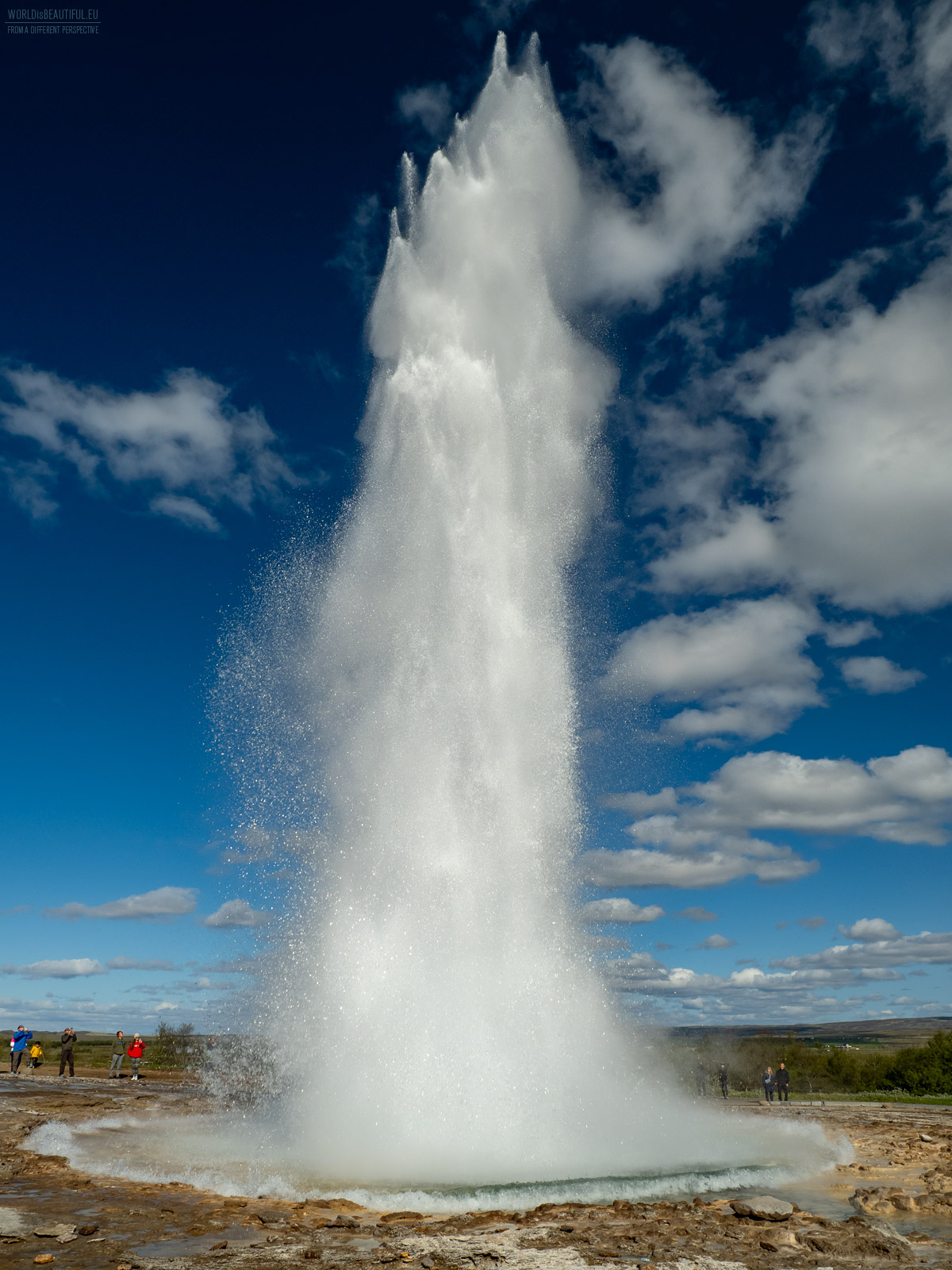 The largest geysers - Strokkur