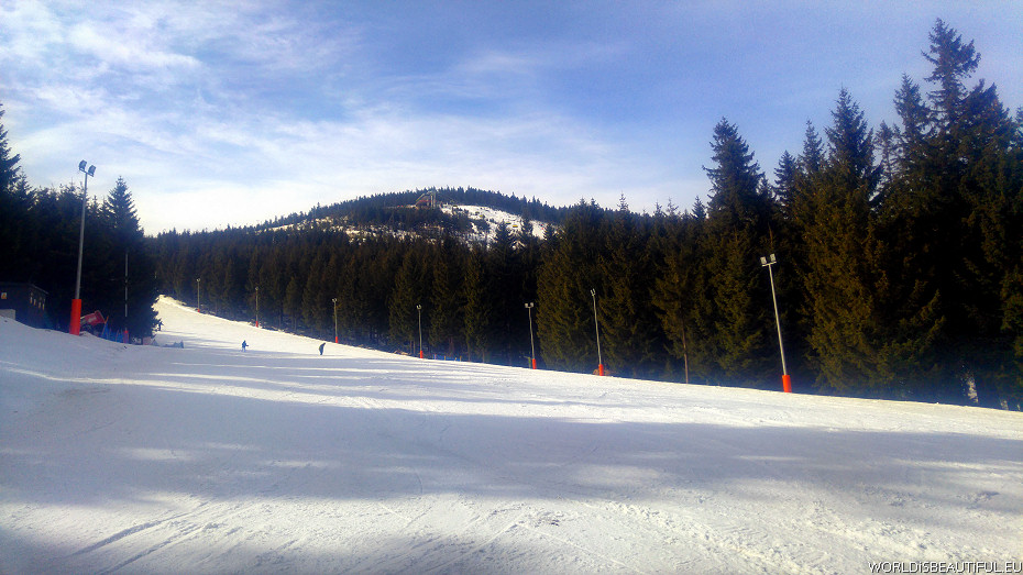 Red ski trail