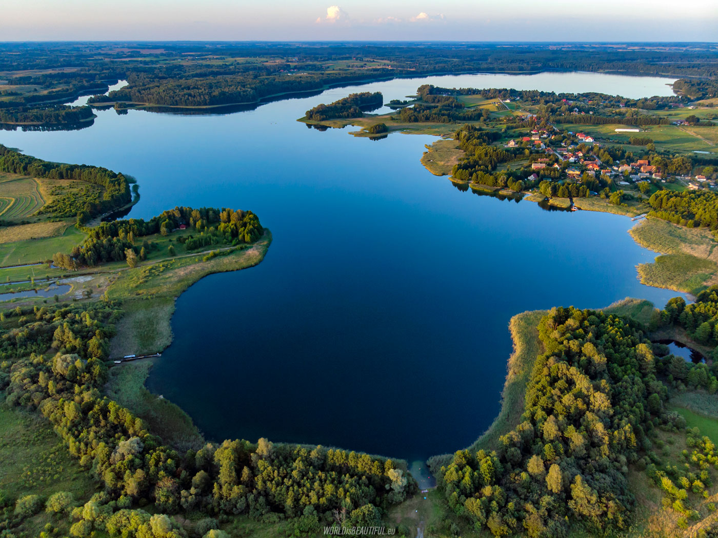 Jezioro Leleskie - bardzo czyste i głębokie